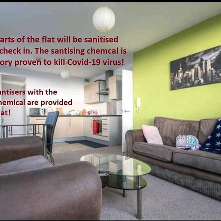 Large 3 Bedrooms In Liverpool City Centre, Free Parking Экстерьер фото